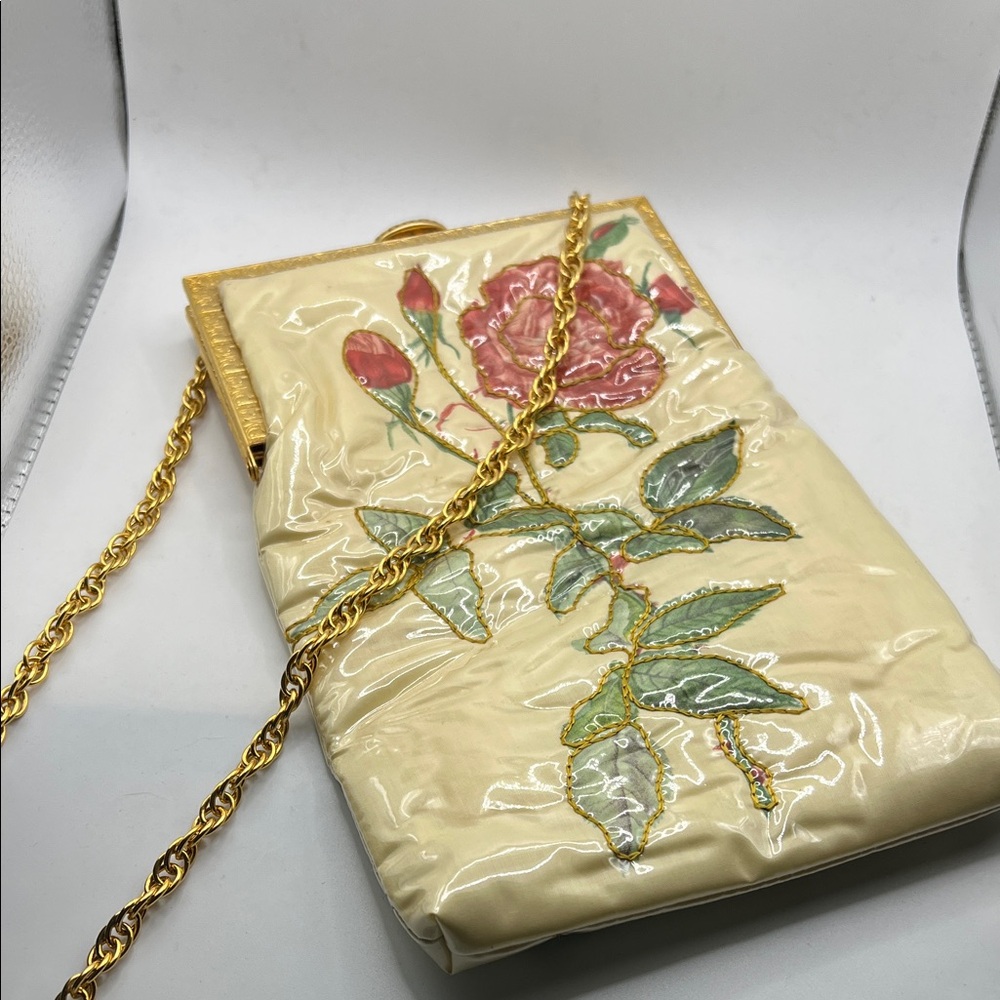 Vintage delill Floral quilted Cream Bag with Gold Chain